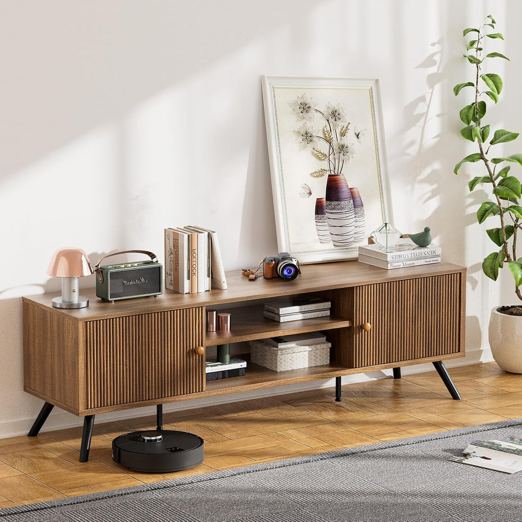 COMHOMA TV Stand for Living Room, Mid Century Modern Entertainment Center for 55/60/65 Inch TVs, Retro Brown TV Console with Fluted Door Cabinets and Open Adjustable Shelve Storage for Bedroom