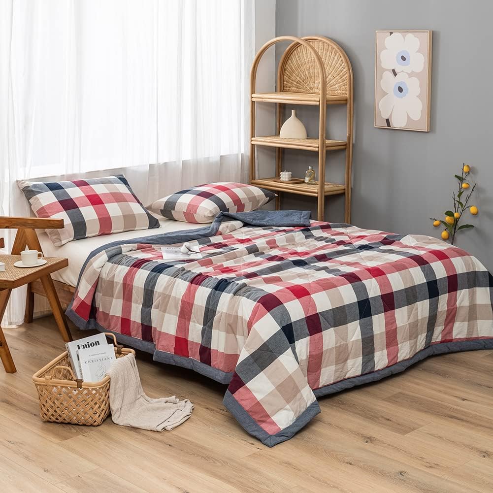 NTCOCO Summer Lightweight Comforter Set,Thin Quilt,100% Washed Cotton,Machine Washable,Soft Comfy Breathable Can Sleep Naked(King,Black and Red Grid