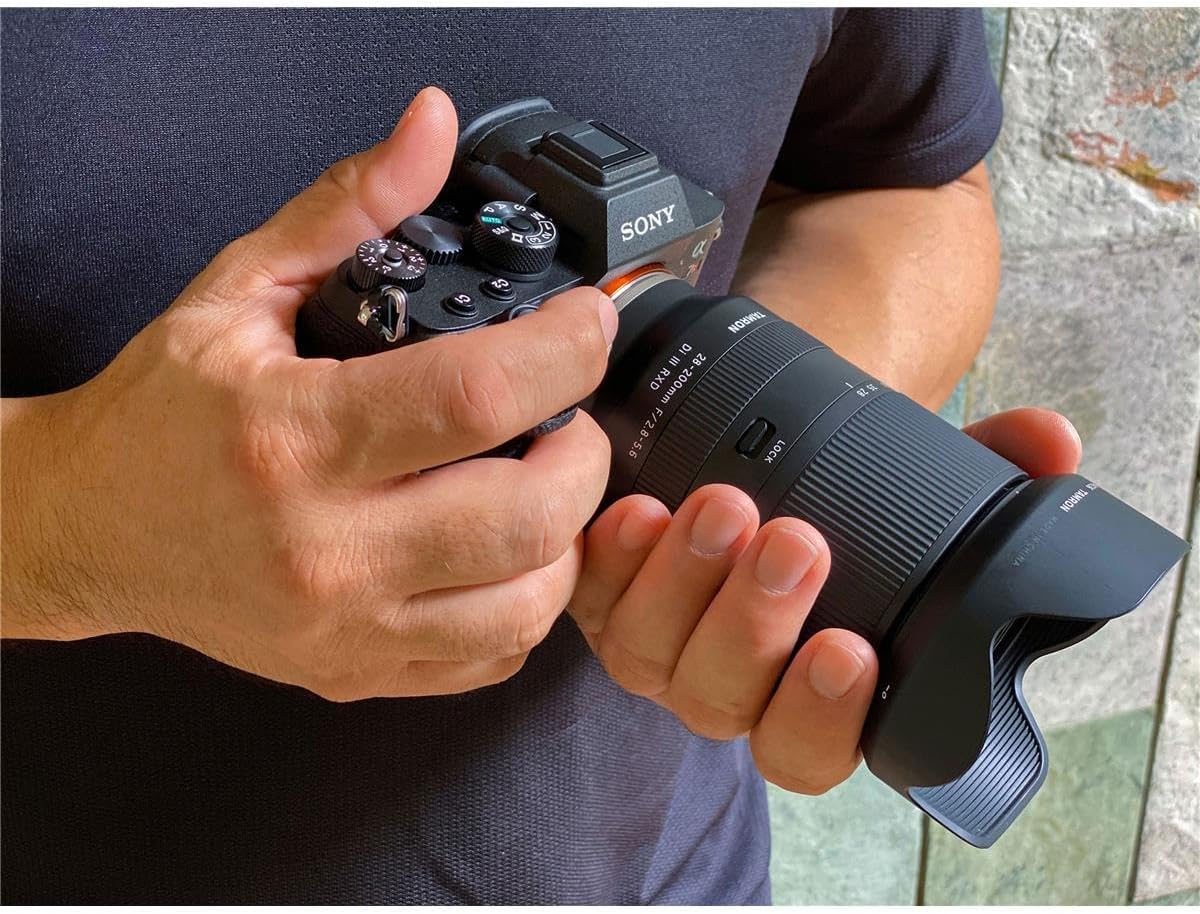 Tamron 28-200 F/2.8-5.6 Di III RXD All-in-One Lens for Sony Mirrorless Full Frame/APS-C E-Mount, Model Number: AFA071S700, Black