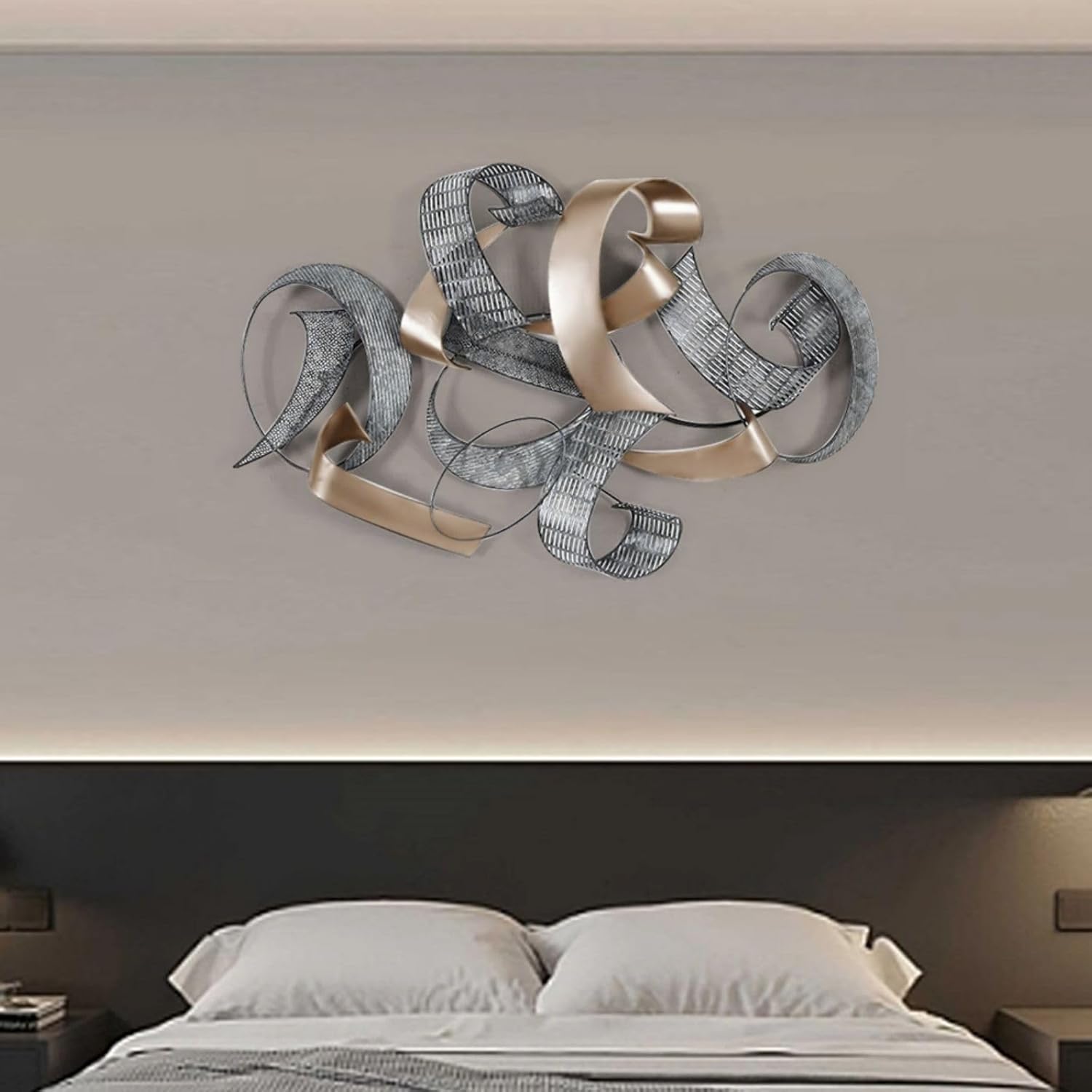 homary Large Metal Wall Art – 47.2" Modern 3D Abstract Geometric Overlapping Design, Iron Wall Decor for Living Room, Dining Room, Office