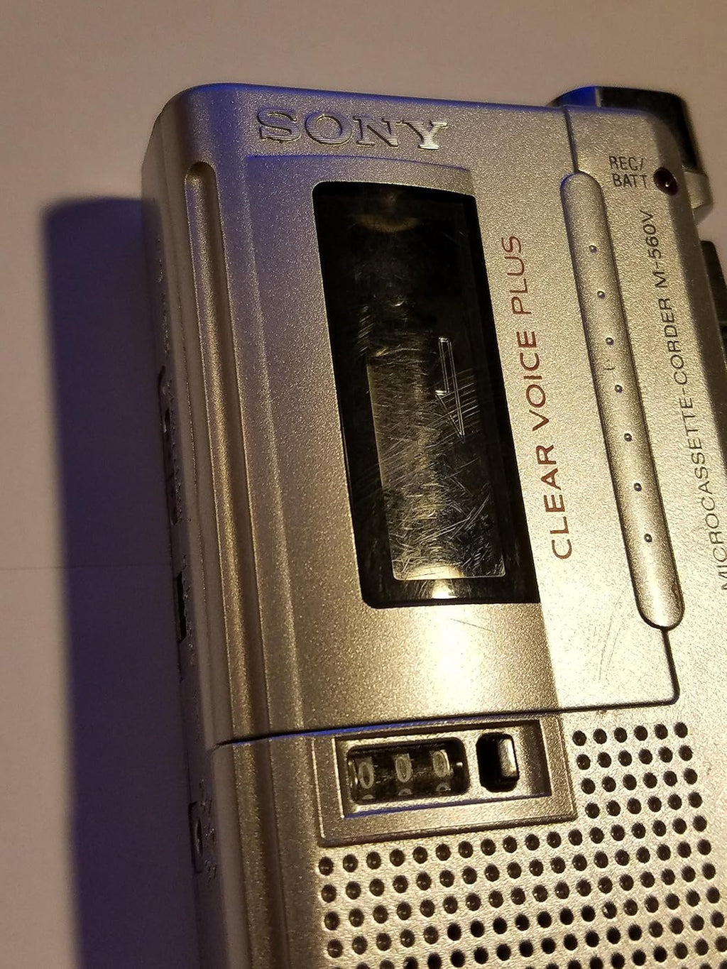 Sony Microcassette Recorder M-560V Handheld Voice Recorder with 3 New Microcassettes