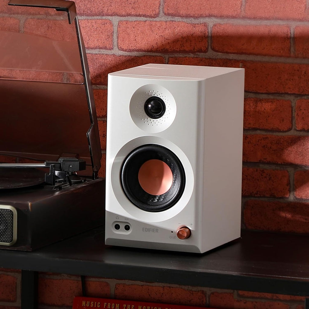 Edifier MR3 Powered Studio Monitor Speakers, Hi-Res Audio Certified Bluetooth V5.4 Active Bookshelf Loudspeakers, 2.0 Computer Speaker with Headphone Output RCA AUX Balanced TRS Input (White)