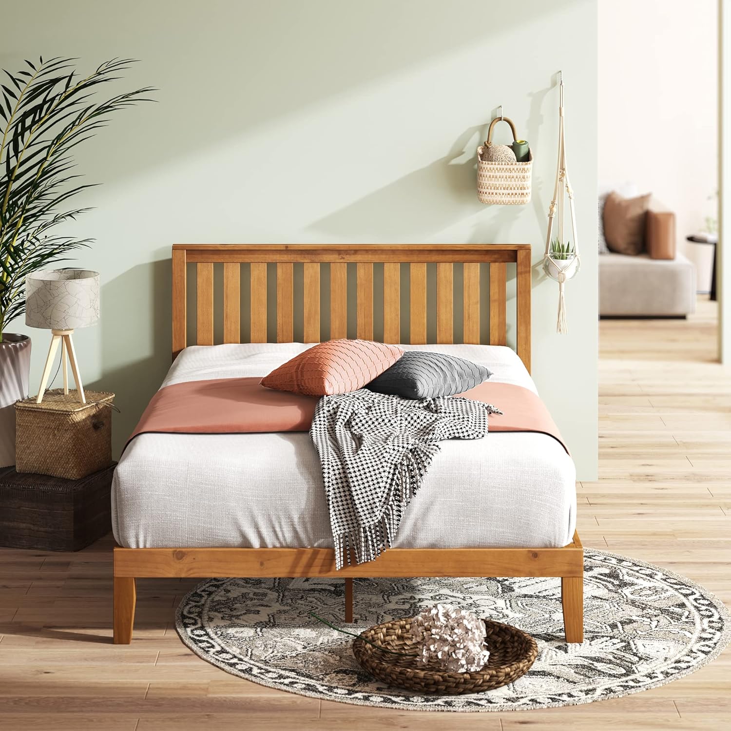 Zinus Alexia Wood Platform Bed Frame with headboard, Solid Wood Foundation with Wood Slat Support, No Box Spring Needed, Easy Assembly, Rustic Pine, King