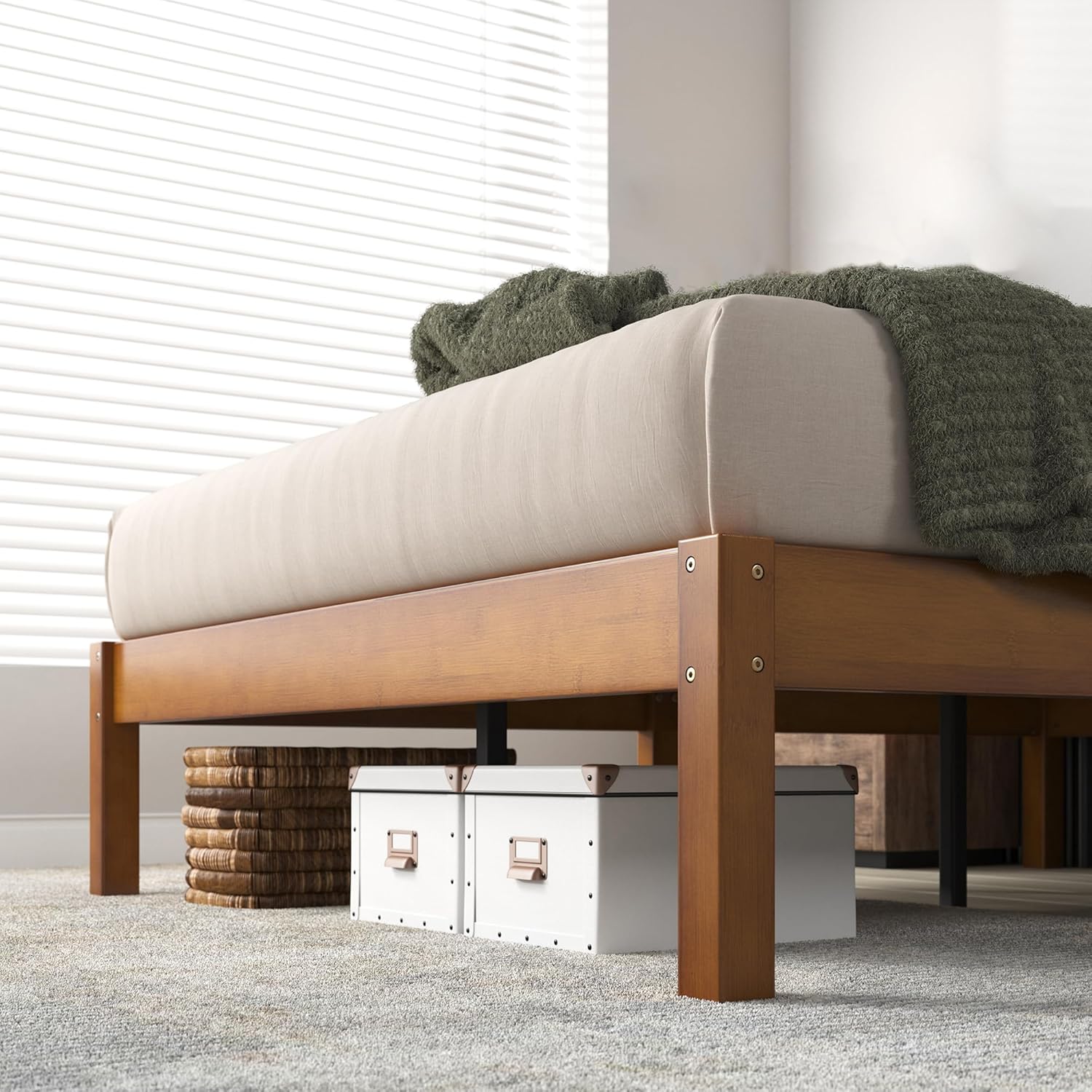 Zinus Ellie 14 Inch Queen Bamboo Platform Bed Frame, Wood Slat Support, No Box Spring Needed, Easy Assembly, Brown