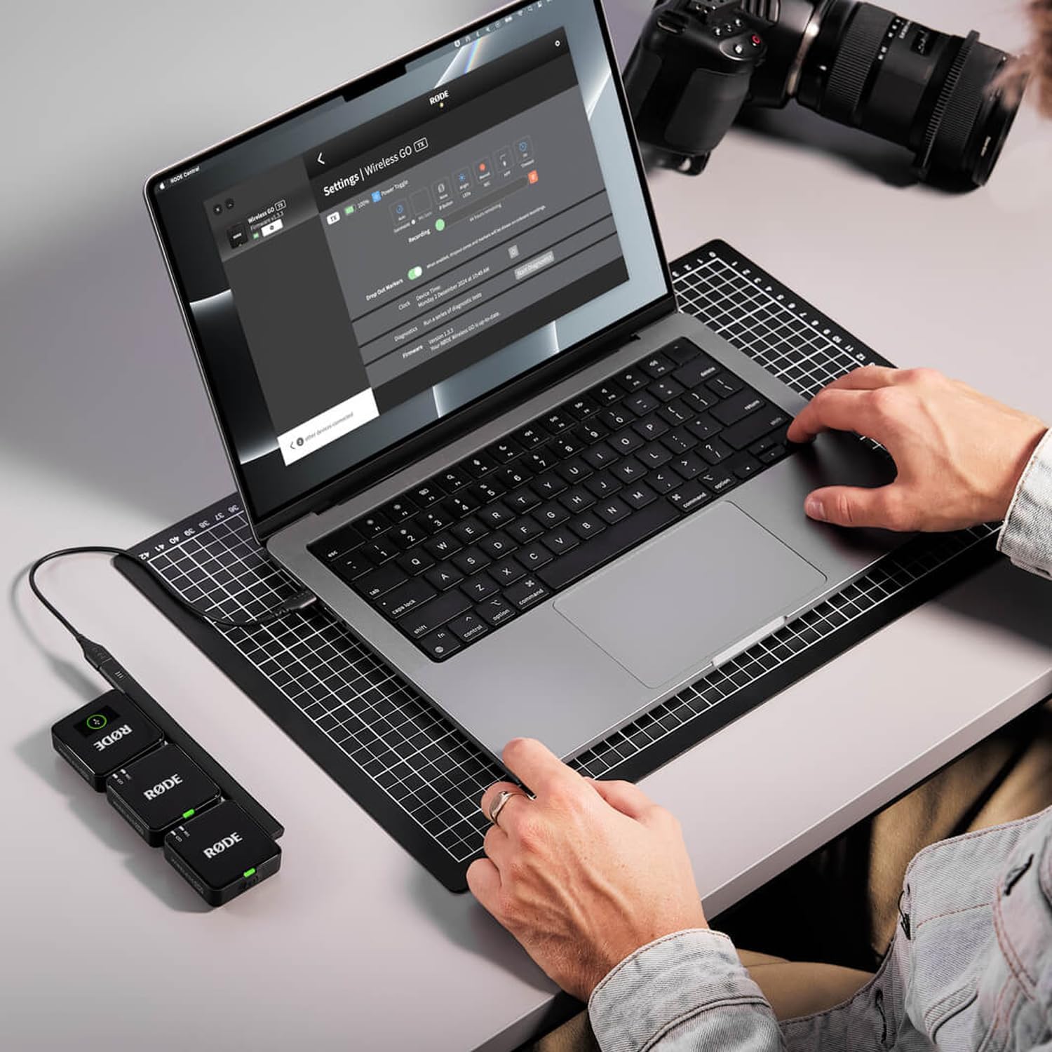 RØDE Wireless GO III (Gen 3) – Compact Wireless Mic – Pristine Audio, 32-bit Float Recording, Automatic Level Control, for Phones, Cameras and Computers (Black)