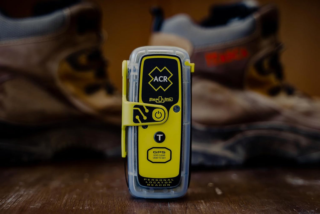 ACR ResQLink 400 - SOS Personal Locator Beacon with GPS and Global Coverage - Designed to Alert Search and Rescue Efforts for Any Outdoor Emergency - Ideal for Hiking, Hunting, Boating, Fishing