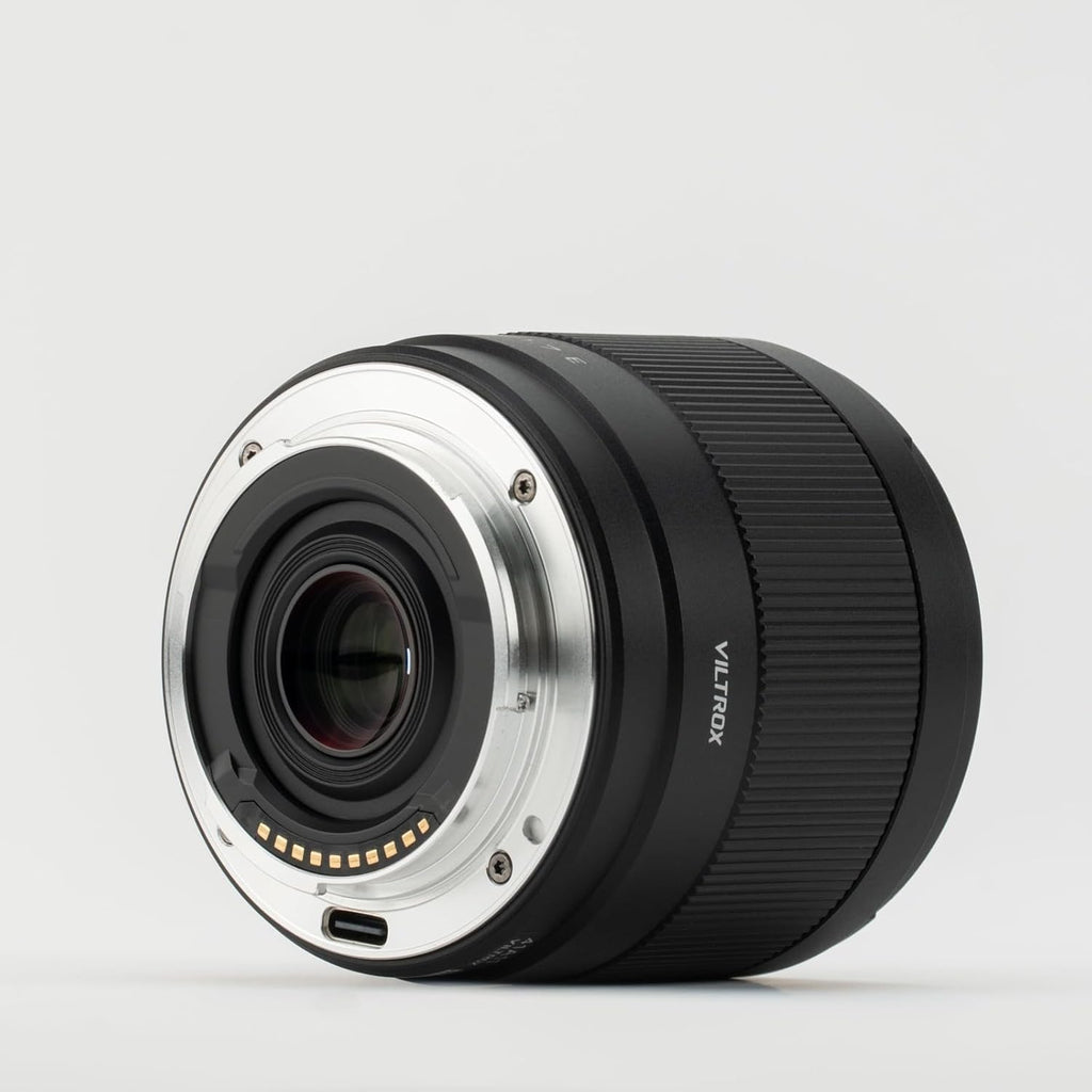 VILTROX 15mm F1.7 E-Mount Lens for Sony, APS-C Ultra Wide Angle Autofocus Lens for Sony E-Mount Cameras FX30 ZV-E10 ZV-E10II A6700 A6600 A6500 A6400 A6300 A6100